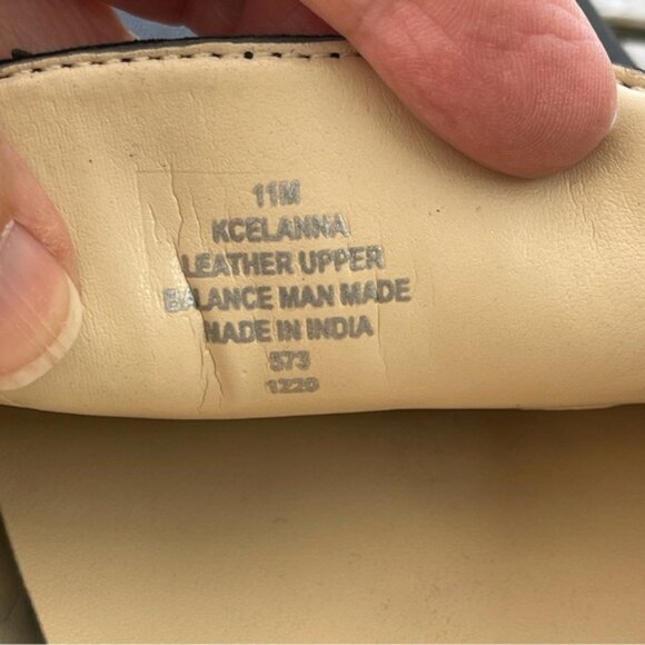 Calvin Klein Elanna Black Leather Loafers Womens Size 11 - Picture 3 of 8